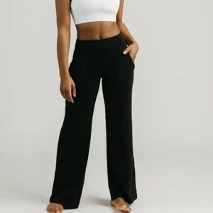 ZYIA Serenity Black Wide-Leg Pants